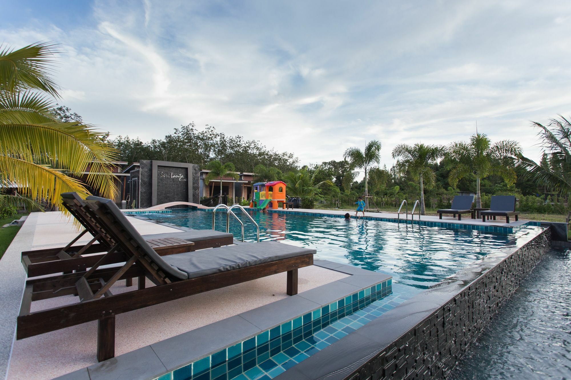 Siri Lanta Resort Koh Lanta Exterior foto
